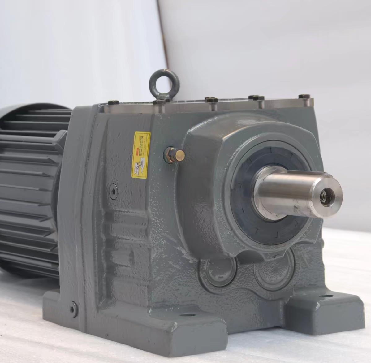 R77減速機(jī) R系列減速機(jī) RF77 R77F RX77 RX77F